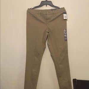 Mossimo size 10  Brand New with tags!